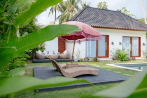 Villa Saphira Selong Belanak